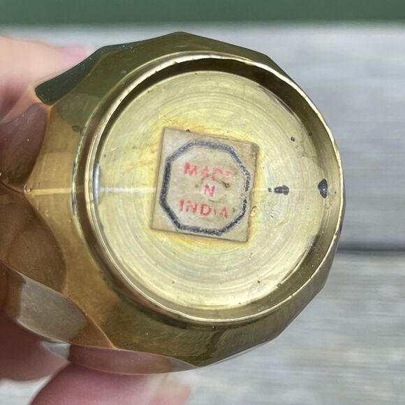 Vintage Brass Swirl Vase - Pineapple Top Vase - Small Brass Bud Vase - 5.25” - Picture 4 of 9